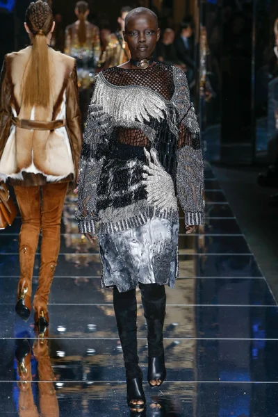 Look 31